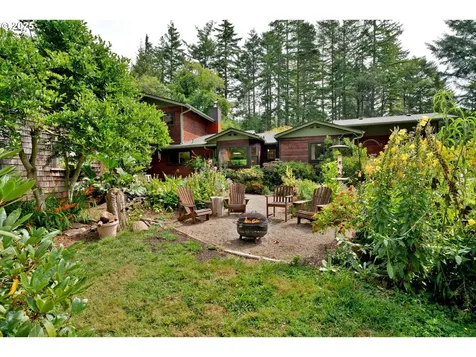 85276 Glenada Road Florence OR 97439