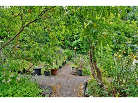 85276 Glenada Road Florence OR 97439