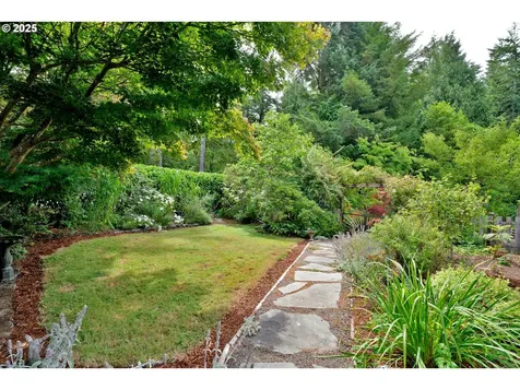 85276 Glenada Road Florence OR 97439