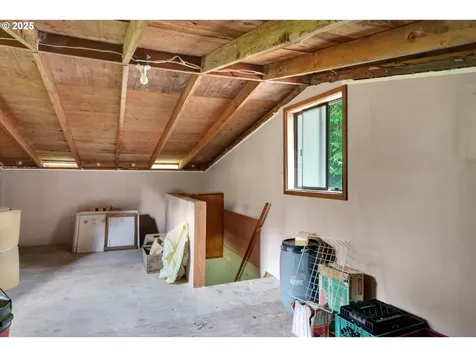 85276 Glenada Road Florence OR 97439