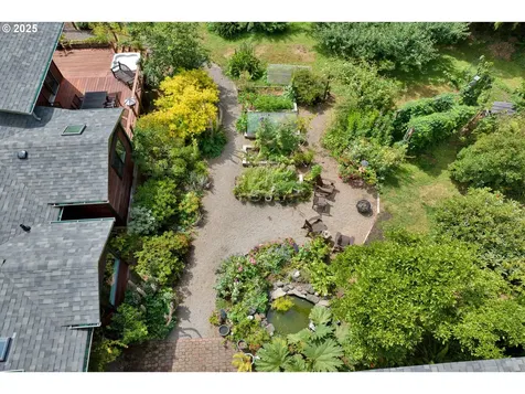 85276 Glenada Road Florence OR 97439
