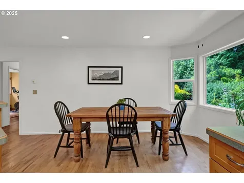 85276 Glenada Road Florence OR 97439