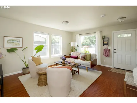 5540 SE 87th Court Portland OR 97266