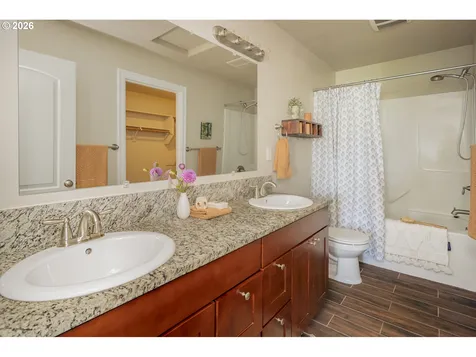5540 SE 87th Court Portland OR 97266