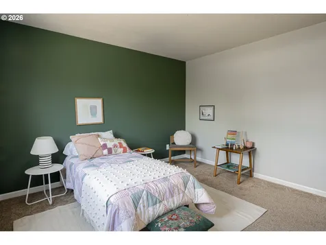 5540 SE 87th Court Portland OR 97266
