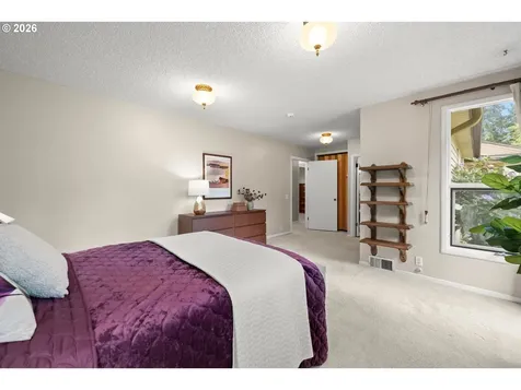 1831 NE 142nd Avenue Portland OR 97230