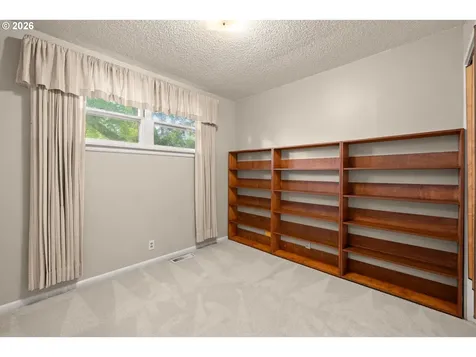 1831 NE 142nd Avenue Portland OR 97230