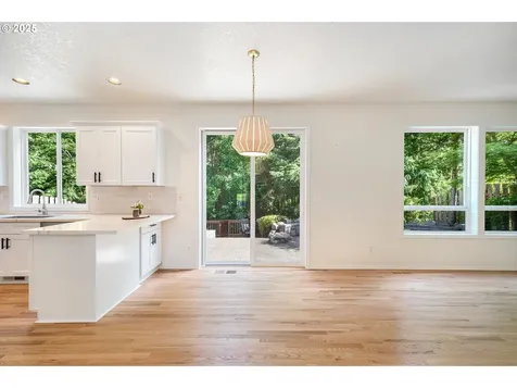 16693 NW Oakridge Drive Portland OR 97229