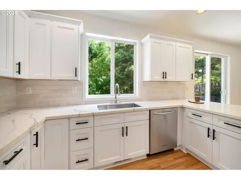 16693 NW Oakridge Drive Portland OR 97229