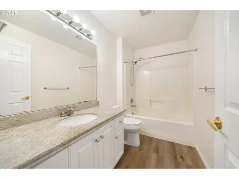 16693 NW Oakridge Drive Portland OR 97229