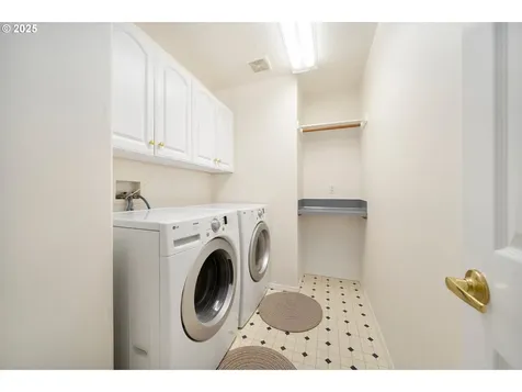 16693 NW Oakridge Drive Portland OR 97229