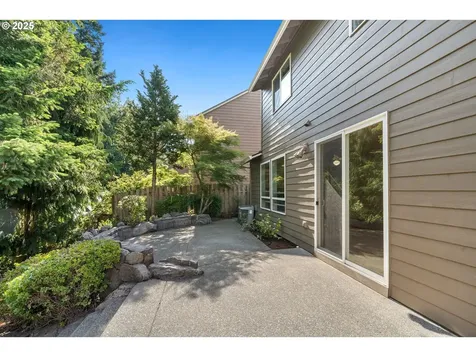 16693 NW Oakridge Drive Portland OR 97229
