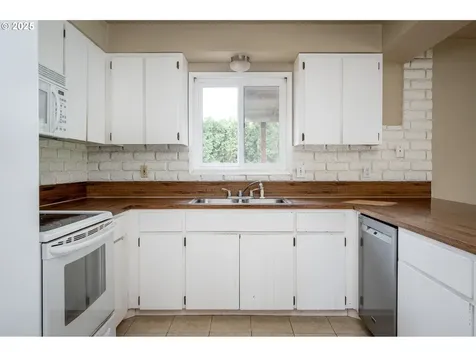 11335 SE Eblen Lane Boring OR 97009