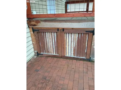 760 W Ballf Street Roseburg OR 97471