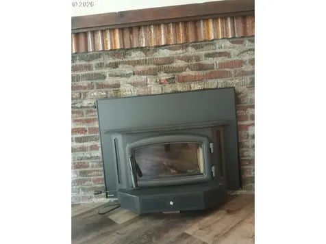 760 W Ballf Street Roseburg OR 97471