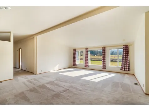 9776 S Prairie Road Tillamook OR 97141