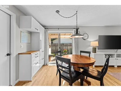 18070 SW Augusta Lane Beaverton OR 97003