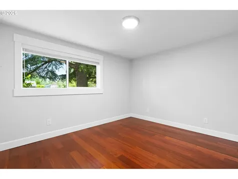 2146 SE 119th Avenue Portland OR 97216