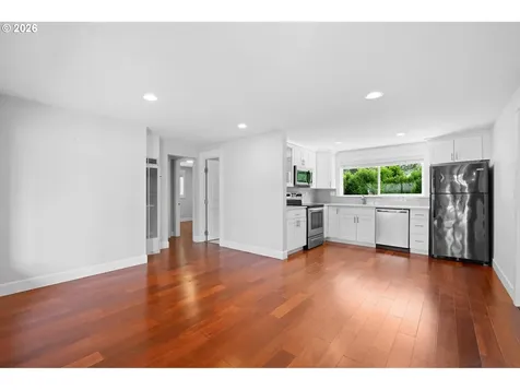 2146 SE 119th Avenue Portland OR 97216