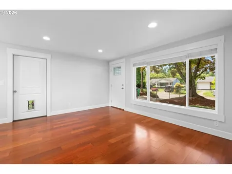 2146 SE 119th Avenue Portland OR 97216