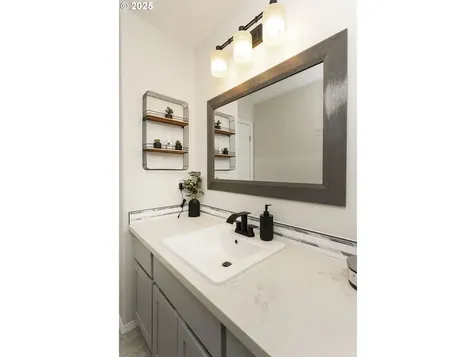 2206 NE 177th Avenue Vancouver WA 98684