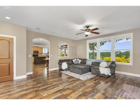 2206 NE 177th Avenue Vancouver WA 98684