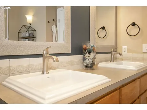 2206 NE 177th Avenue Vancouver WA 98684
