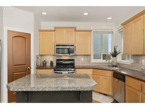2206 NE 177th Avenue Vancouver WA 98684