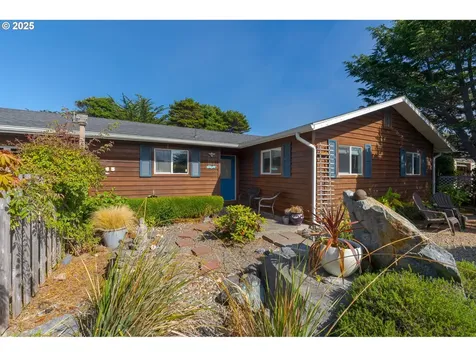 665 Edison Avenue SW Bandon OR 97411