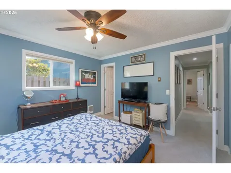 665 Edison Avenue SW Bandon OR 97411