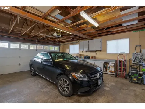 665 Edison Avenue SW Bandon OR 97411