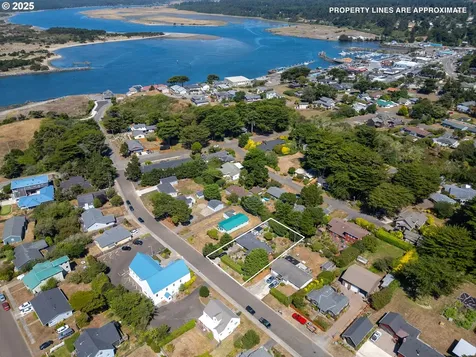 665 Edison Avenue SW Bandon OR 97411