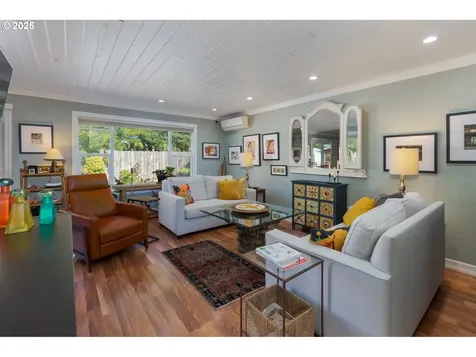 665 Edison Avenue SW Bandon OR 97411