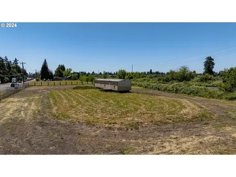 18767 Highway 99e Hubbard OR 97032