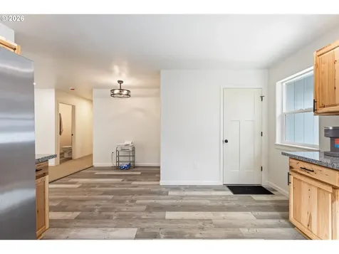 536 Annis Street Canyonville OR 97417
