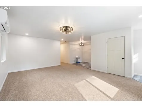 536 Annis Street Canyonville OR 97417