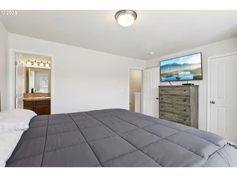 10993 SW Sage Terrace Portland OR 97223