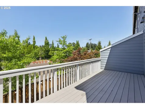 10993 SW Sage Terrace Portland OR 97223