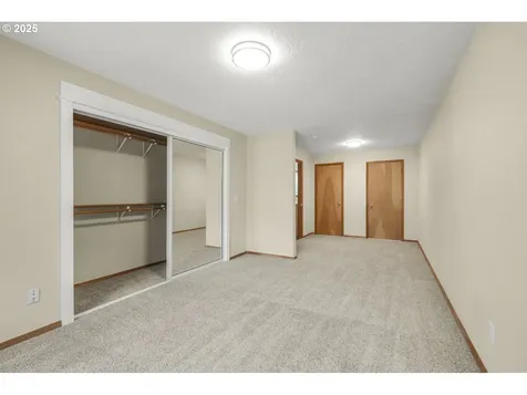 11698 SE Verns Way Happy Valley OR 97086