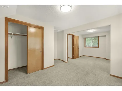 11698 SE Verns Way Happy Valley OR 97086