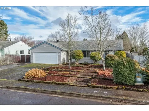 2963 S 7th Place Lebanon OR 97355