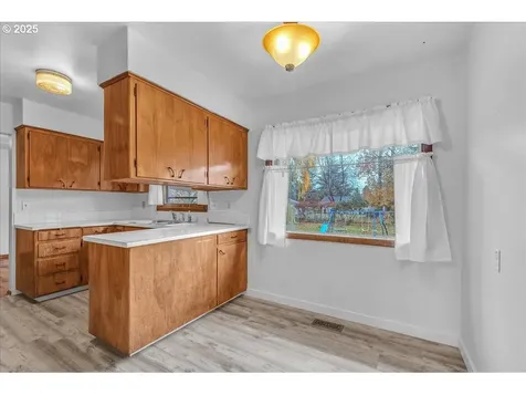 1550 SE 4th Street Gresham OR 97080