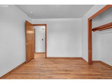 1550 SE 4th Street Gresham OR 97080