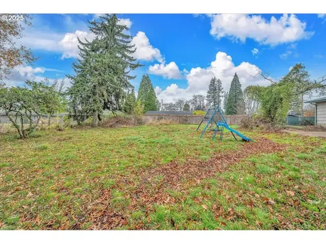 1550 SE 4th Street Gresham OR 97080