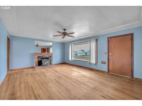 1550 SE 4th Street Gresham OR 97080