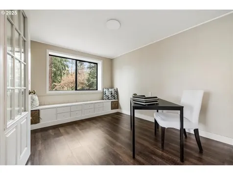 1212 NE 157th Avenue Portland OR 97230