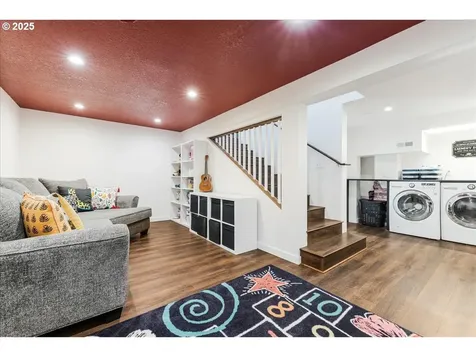 1212 NE 157th Avenue Portland OR 97230