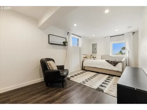 1212 NE 157th Avenue Portland OR 97230
