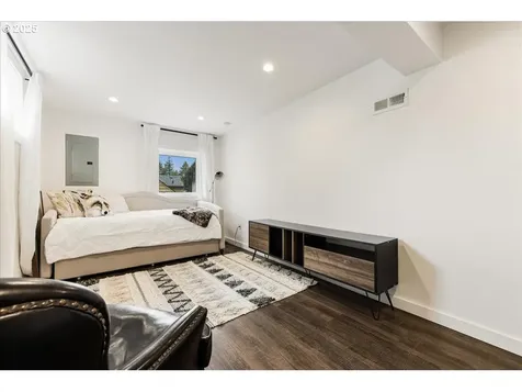 1212 NE 157th Avenue Portland OR 97230