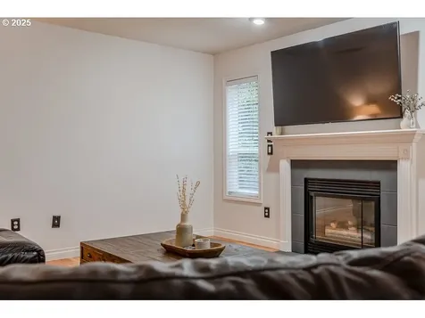 20284 Quinalt Drive Oregon City OR 97045